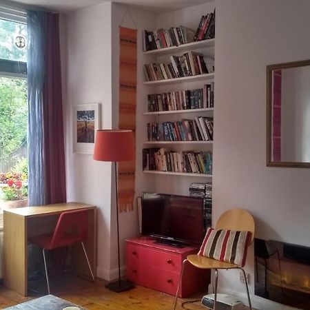 Homey, Warm & Welcoming Room. Londra Dış mekan fotoğraf